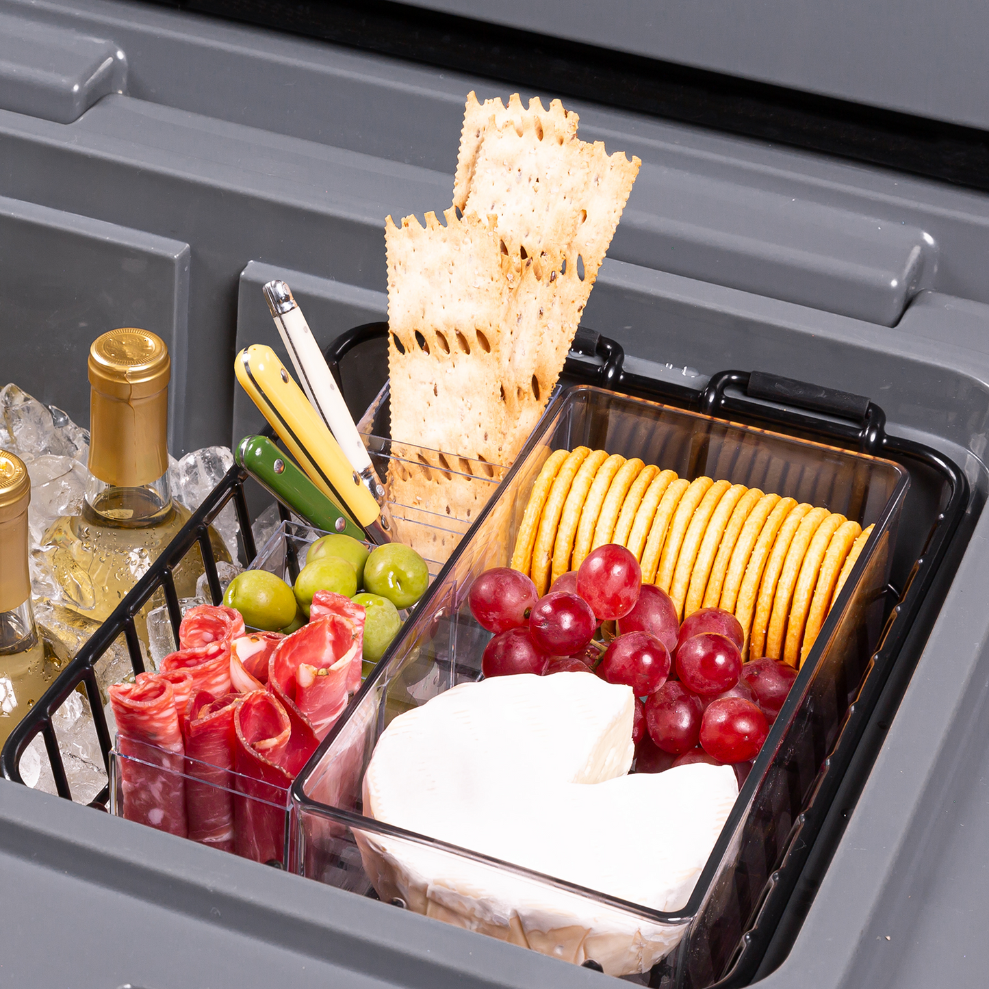 brutank-35qt-55qt-dry-rack-s8 brutank-dry-rack_accessory_alt-1.png