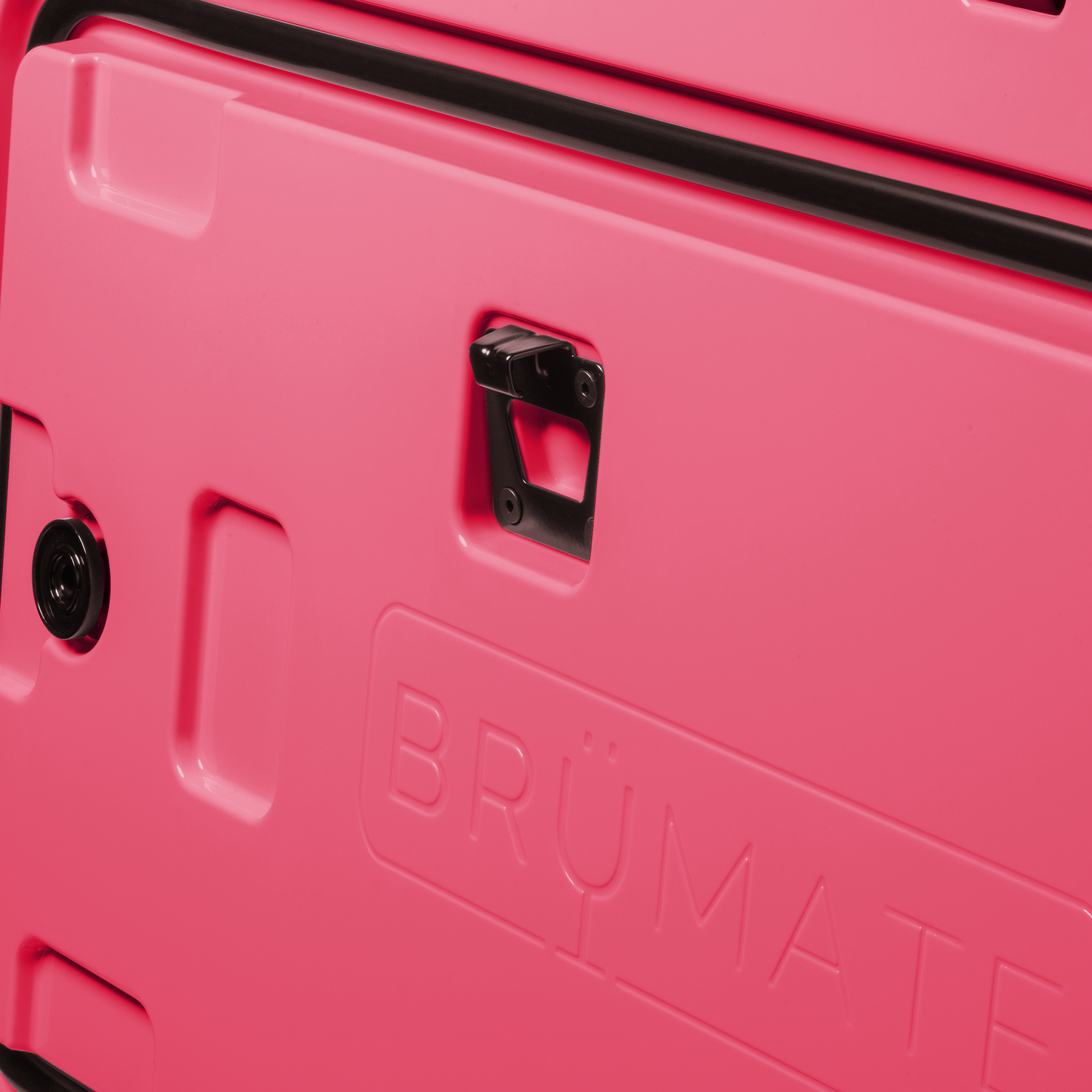 brutank-l0 brutank-55qt-neonpink-bottle-opener.png