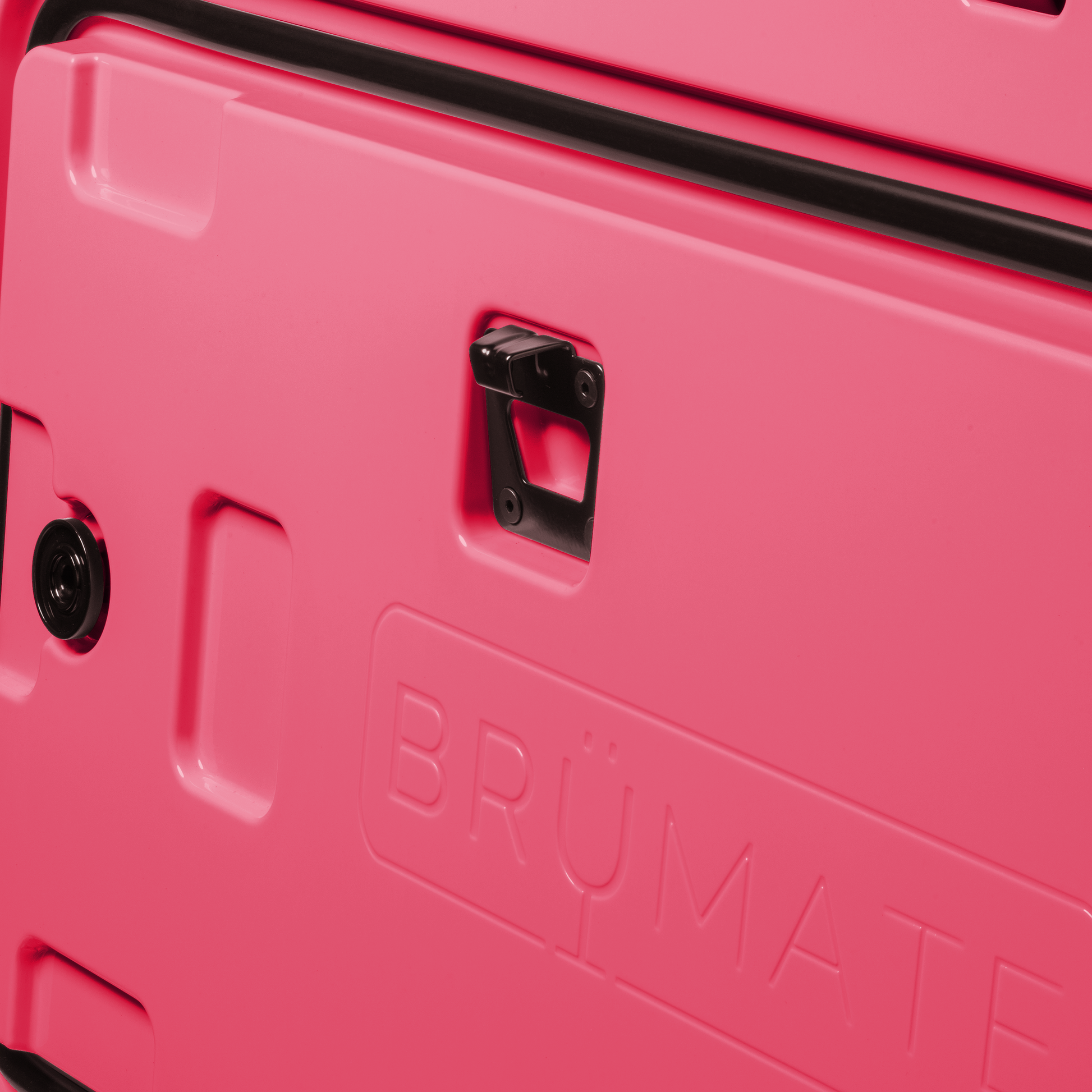 brutank-l0 brutank-55qt-neonpink-bottle-opener.png